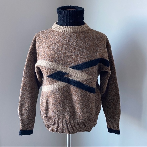 VINTAGE Richard & co. 100% Wool Turtleneck Sweater Brown Sz M - Picture 1 of 5